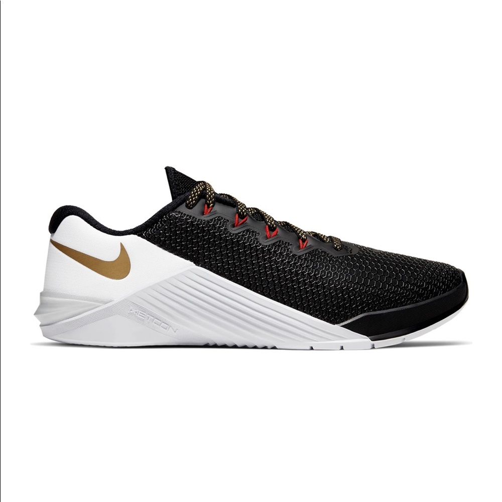 Nike Metcon 5 Women’s Sneakers - like new